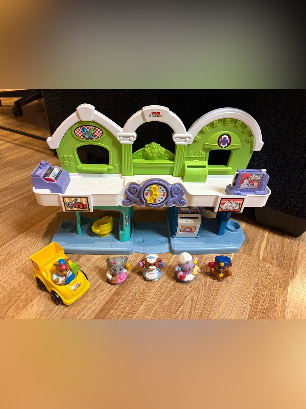Fisher-Price Little People Playset — Animalville